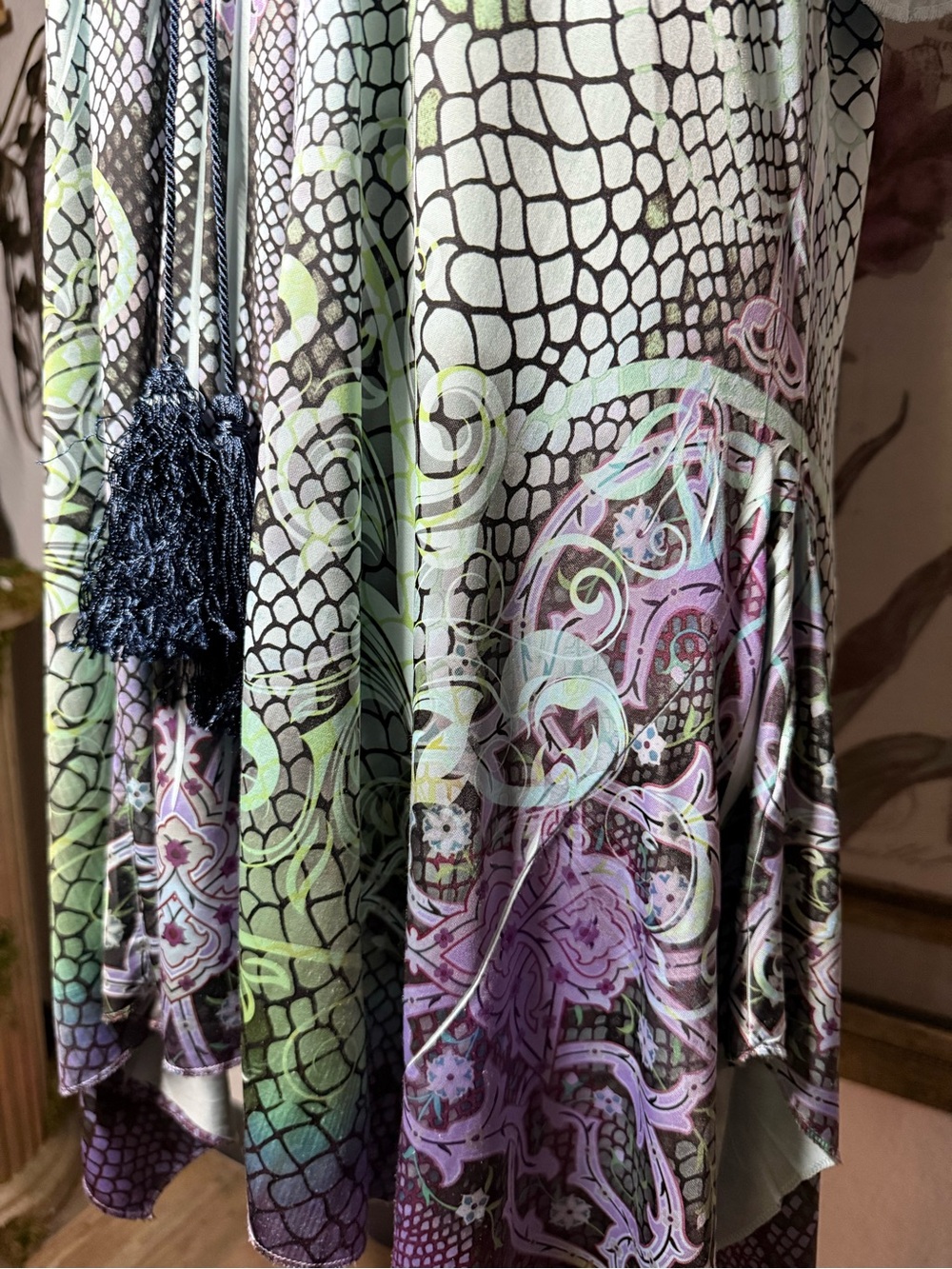 World Unity Boho Paisley Snake Print Tunic Top Lace Trim Tassel •Size L• - Picture 9 of 16